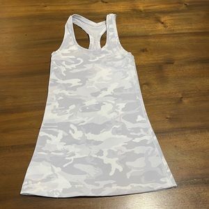 Lululemon Razorback Tank
